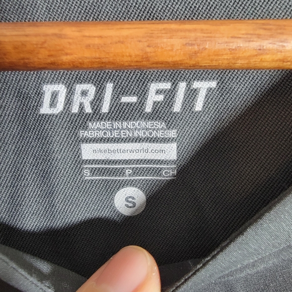 Nike Gray Performance Jacket with Orange Accents - Picture 4 of 8